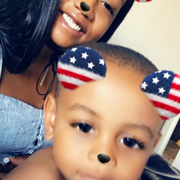 Meet your posher ☺️ - Picture 5 of 8